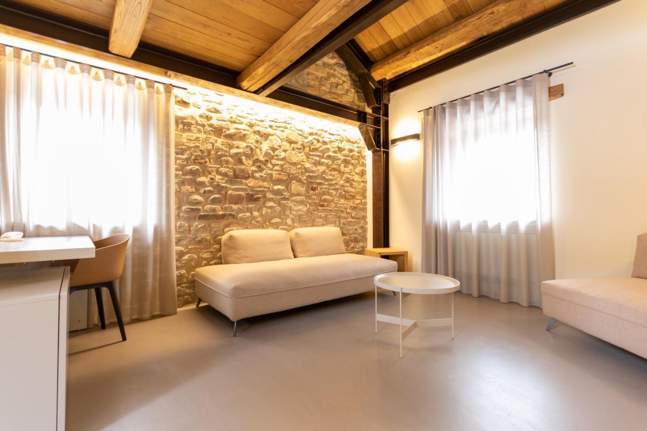 Borgotufi Albergo Diffuso Castel del Giudice ภายนอก รูปภาพ