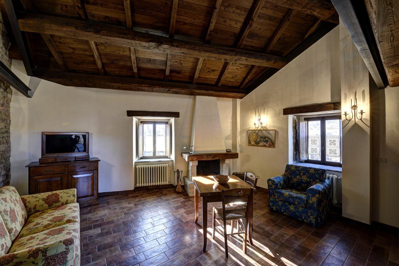 Borgotufi Albergo Diffuso Castel del Giudice ภายนอก รูปภาพ