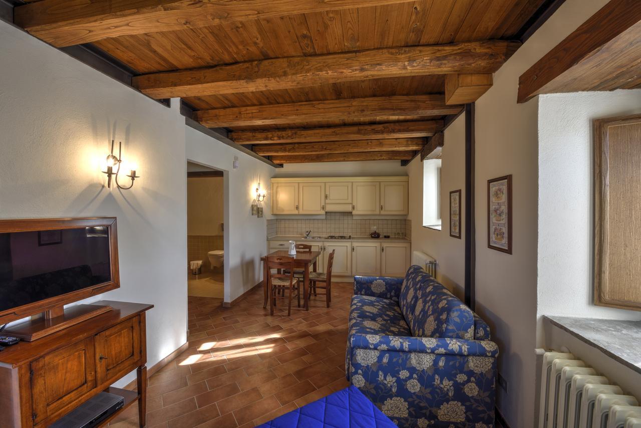 Borgotufi Albergo Diffuso Castel del Giudice ภายนอก รูปภาพ