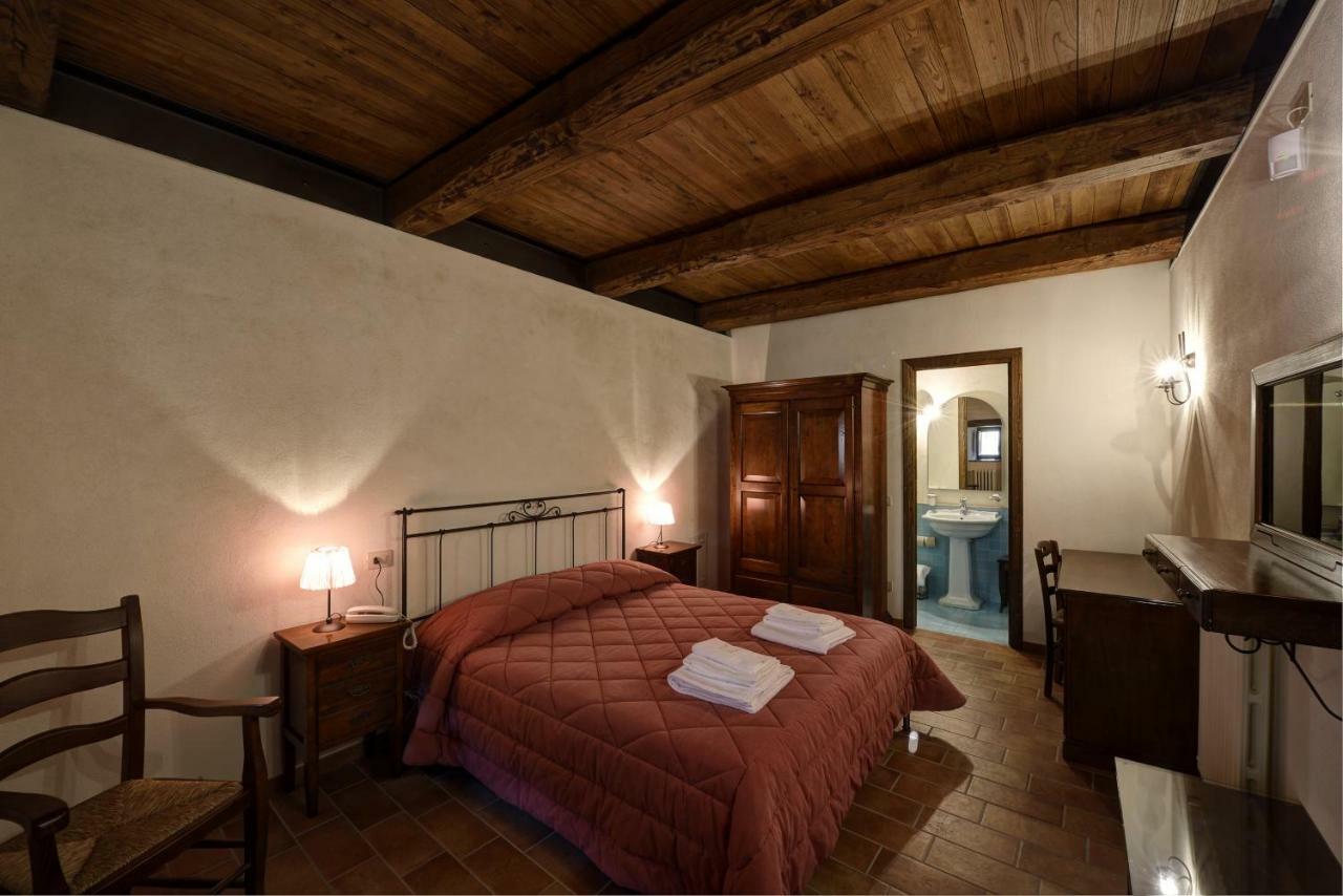 Borgotufi Albergo Diffuso Castel del Giudice ภายนอก รูปภาพ