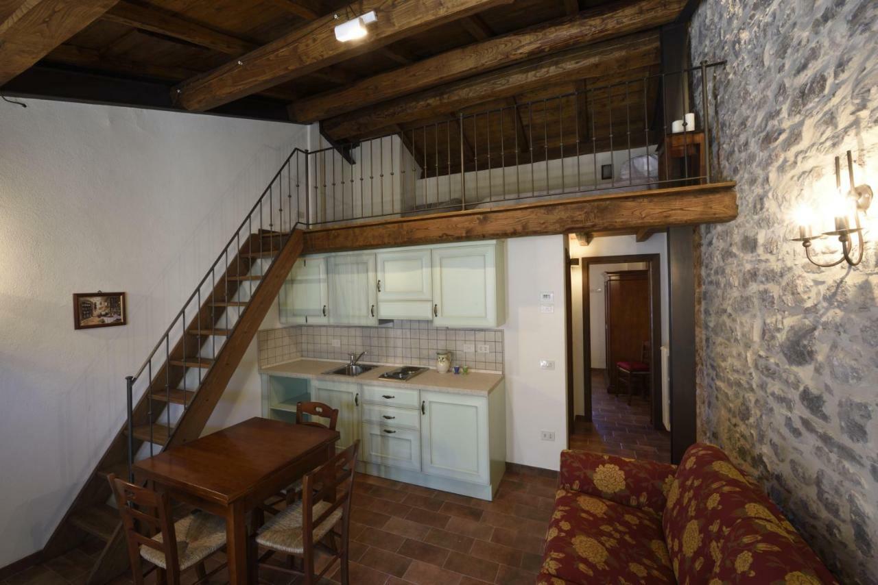 Borgotufi Albergo Diffuso Castel del Giudice ภายนอก รูปภาพ