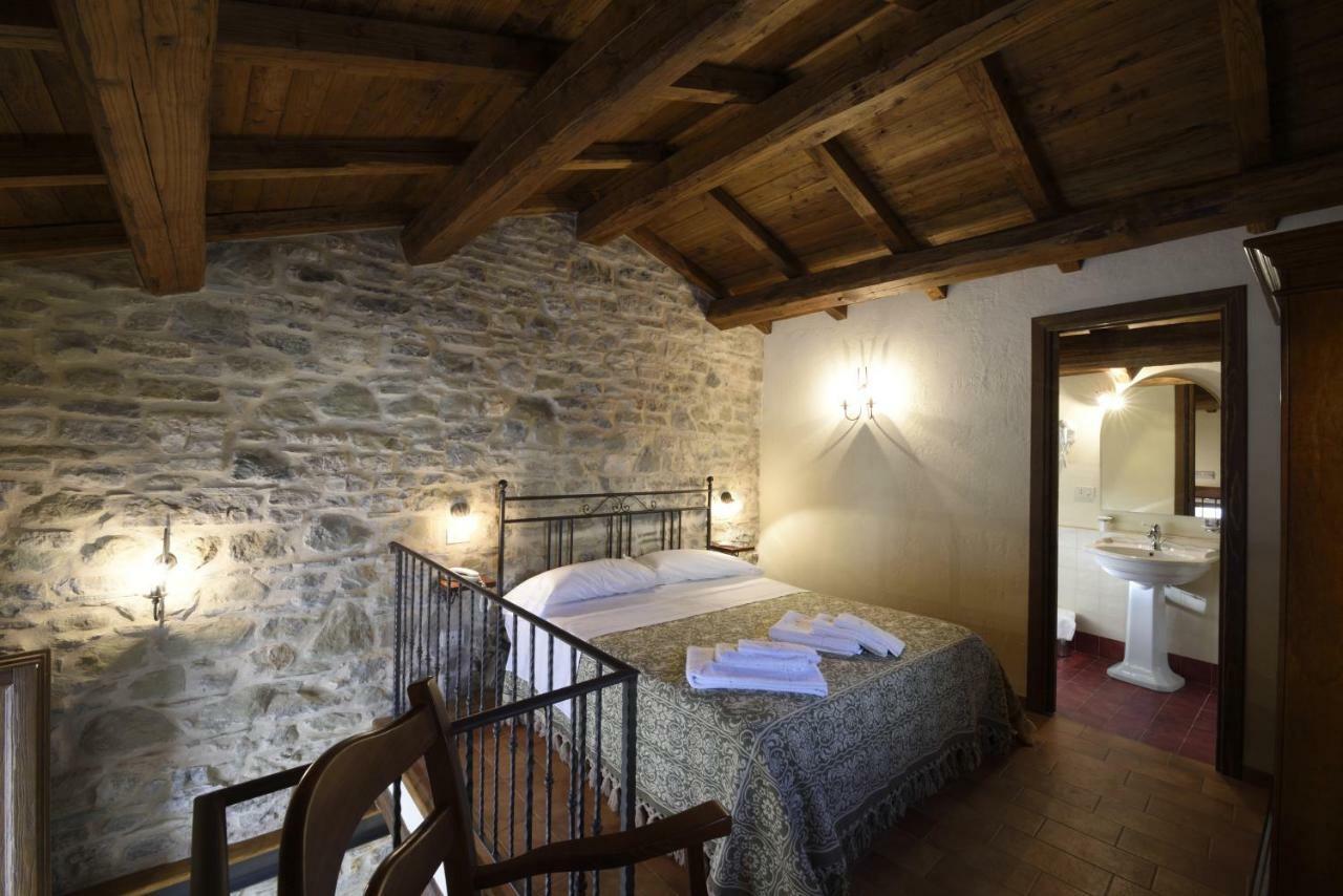 Borgotufi Albergo Diffuso Castel del Giudice ภายนอก รูปภาพ