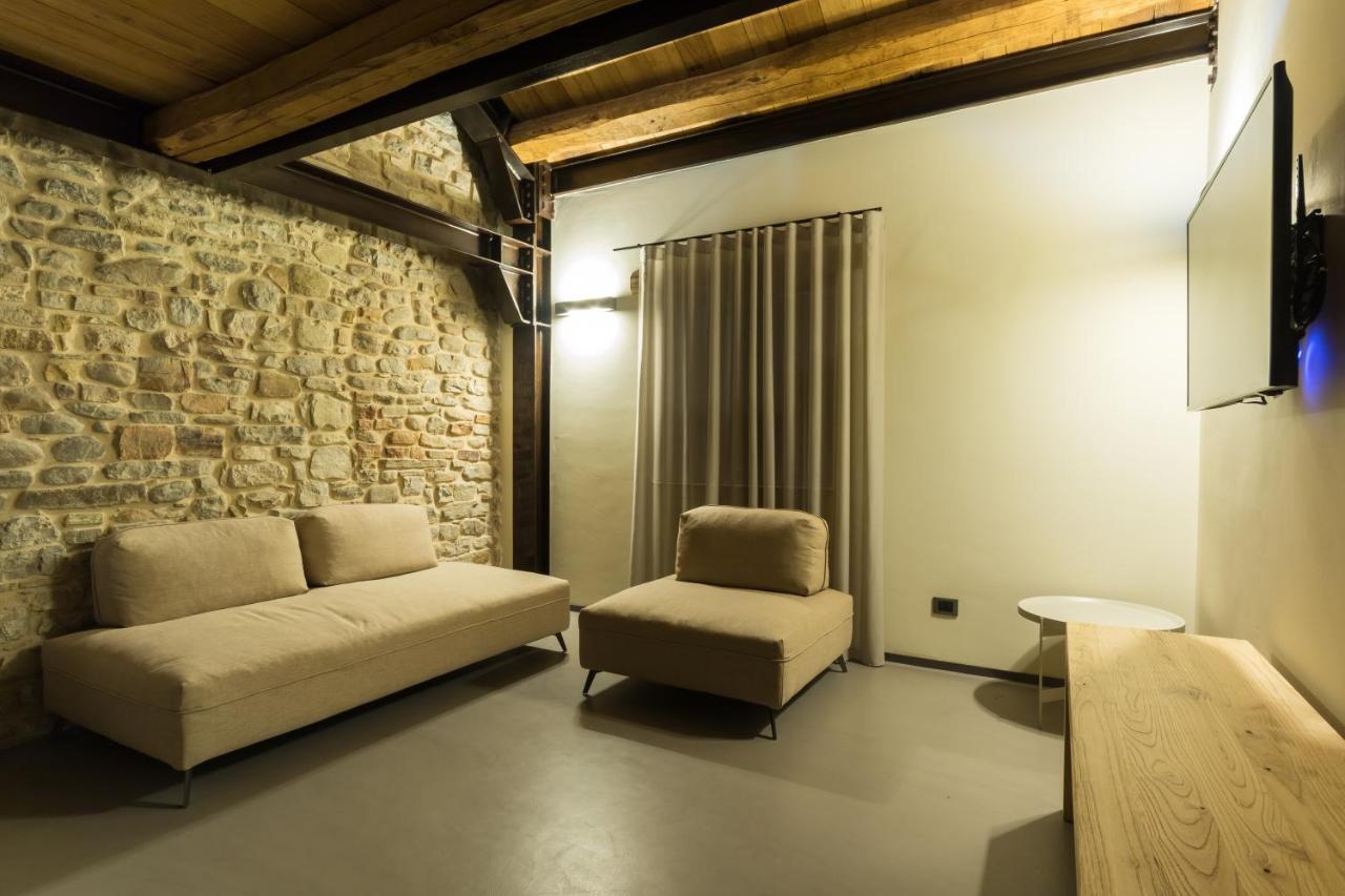 Borgotufi Albergo Diffuso Castel del Giudice ภายนอก รูปภาพ